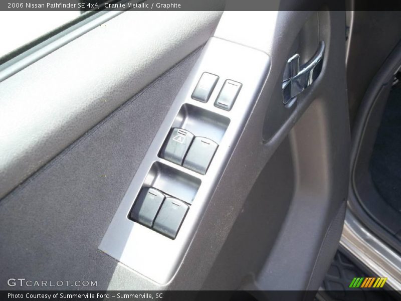 Granite Metallic / Graphite 2006 Nissan Pathfinder SE 4x4