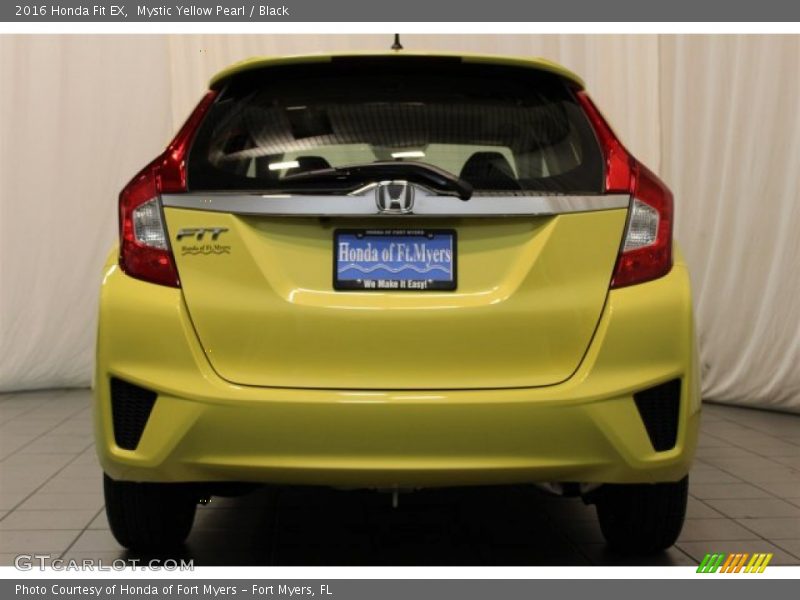 Mystic Yellow Pearl / Black 2016 Honda Fit EX
