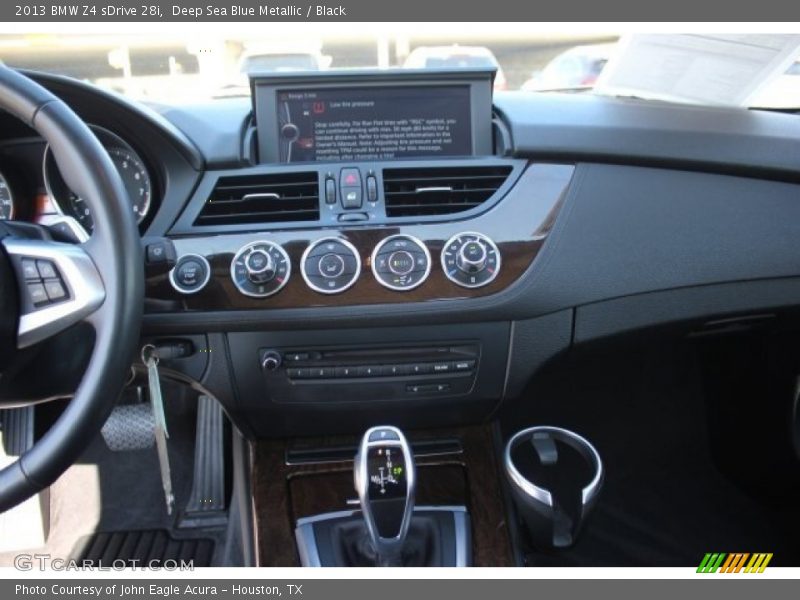 Deep Sea Blue Metallic / Black 2013 BMW Z4 sDrive 28i