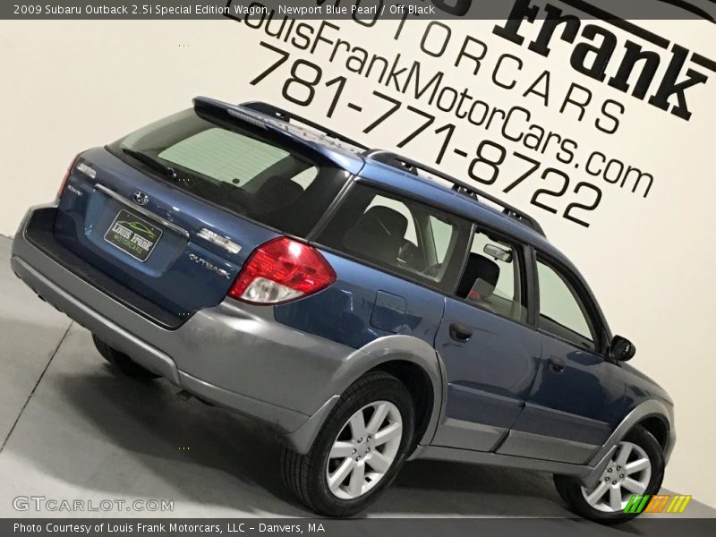 Newport Blue Pearl / Off Black 2009 Subaru Outback 2.5i Special Edition Wagon