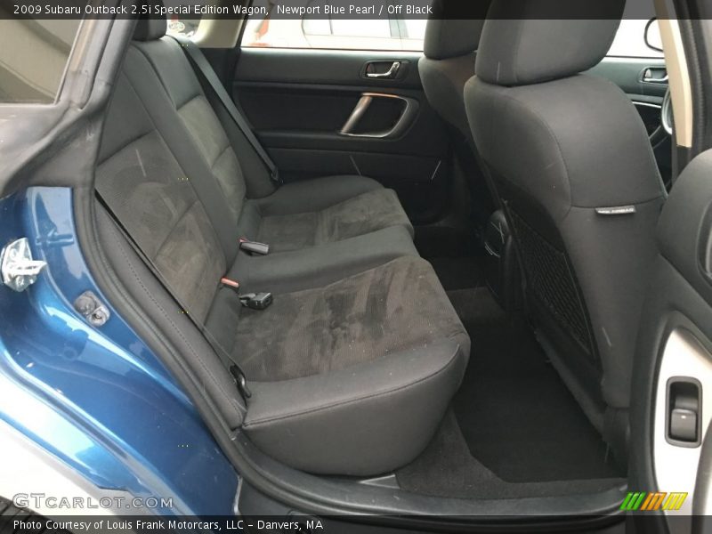 Newport Blue Pearl / Off Black 2009 Subaru Outback 2.5i Special Edition Wagon