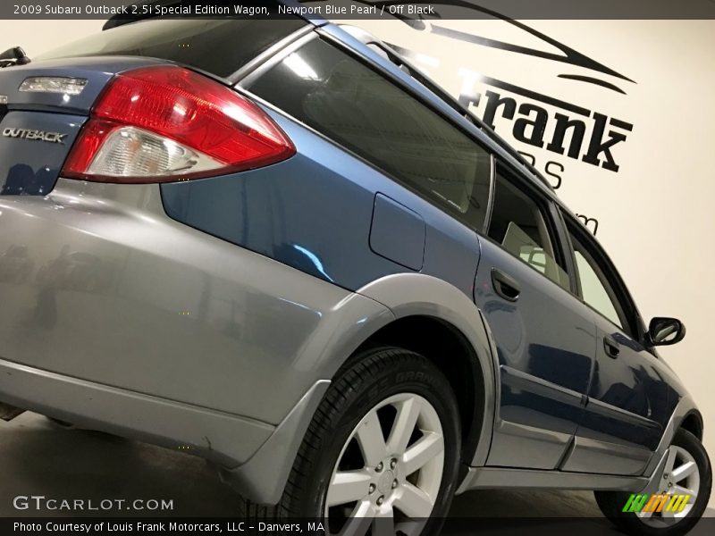 Newport Blue Pearl / Off Black 2009 Subaru Outback 2.5i Special Edition Wagon