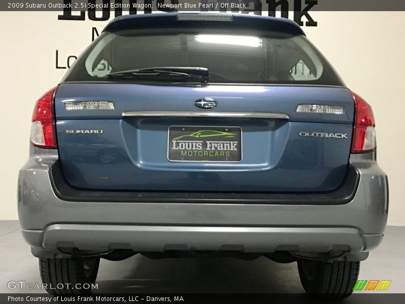 Newport Blue Pearl / Off Black 2009 Subaru Outback 2.5i Special Edition Wagon