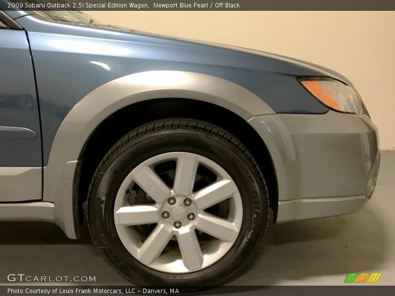 Newport Blue Pearl / Off Black 2009 Subaru Outback 2.5i Special Edition Wagon