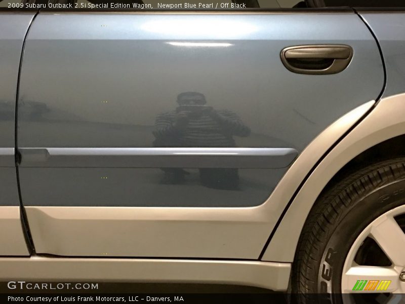 Newport Blue Pearl / Off Black 2009 Subaru Outback 2.5i Special Edition Wagon