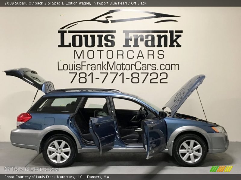 Newport Blue Pearl / Off Black 2009 Subaru Outback 2.5i Special Edition Wagon