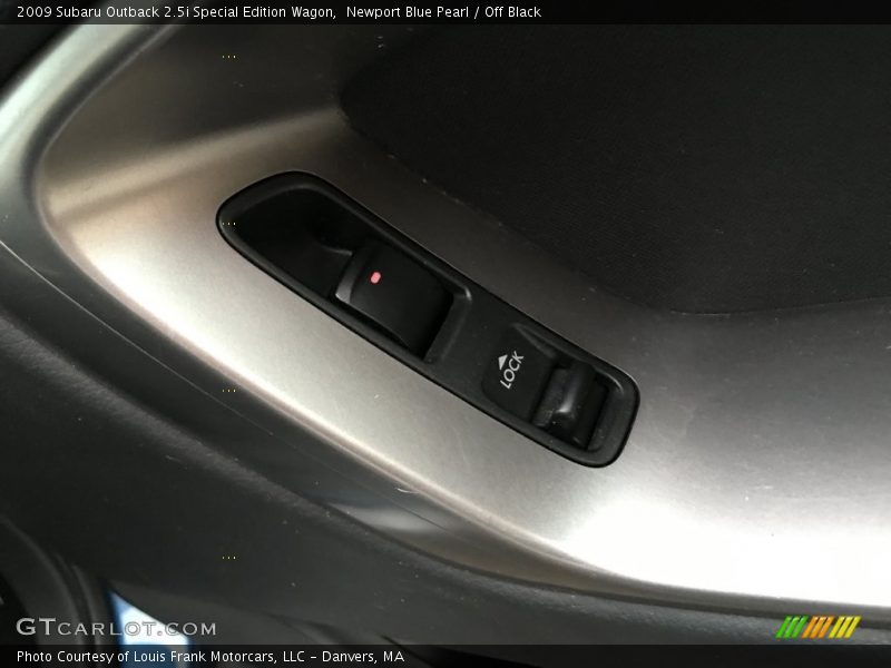 Newport Blue Pearl / Off Black 2009 Subaru Outback 2.5i Special Edition Wagon