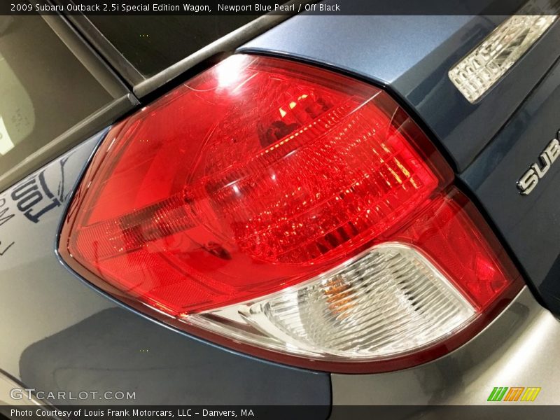 Newport Blue Pearl / Off Black 2009 Subaru Outback 2.5i Special Edition Wagon