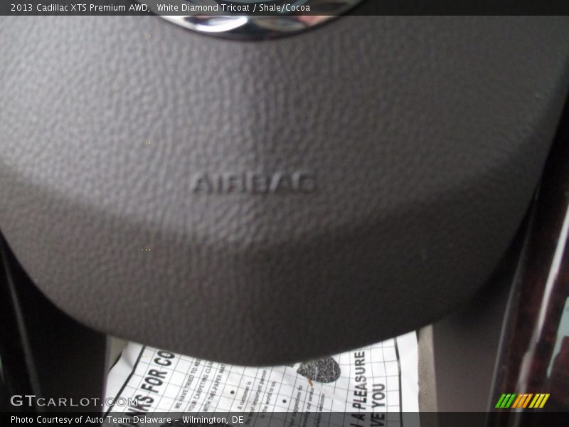 White Diamond Tricoat / Shale/Cocoa 2013 Cadillac XTS Premium AWD