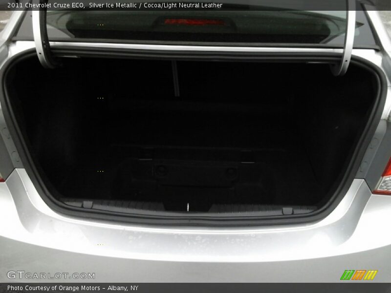 Silver Ice Metallic / Cocoa/Light Neutral Leather 2011 Chevrolet Cruze ECO