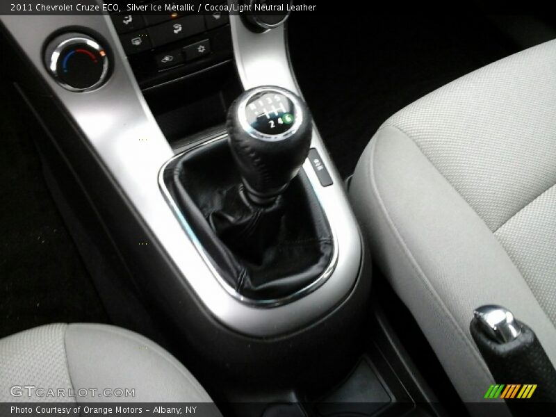 Silver Ice Metallic / Cocoa/Light Neutral Leather 2011 Chevrolet Cruze ECO