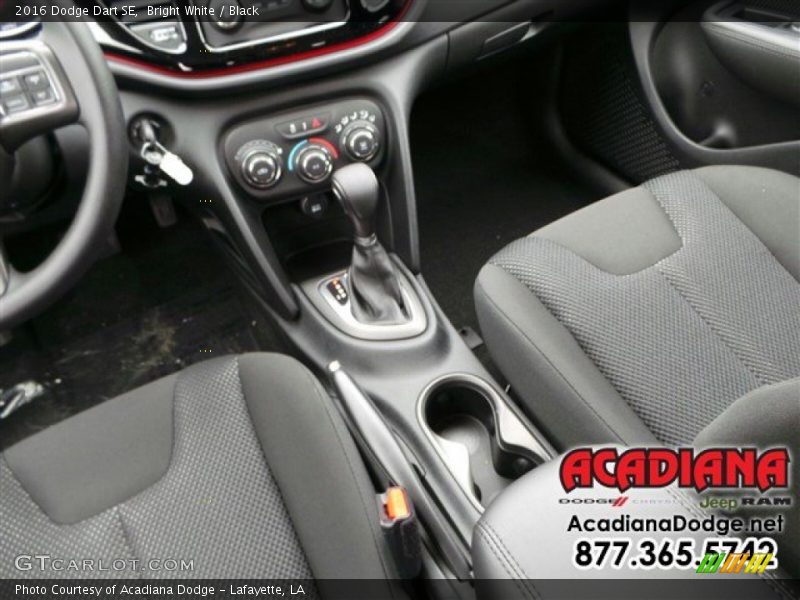Bright White / Black 2016 Dodge Dart SE