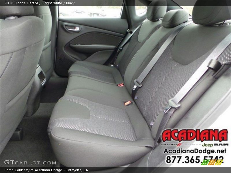 Bright White / Black 2016 Dodge Dart SE