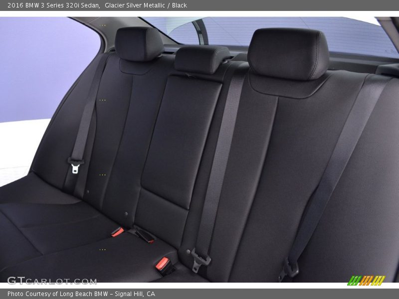 Glacier Silver Metallic / Black 2016 BMW 3 Series 320i Sedan