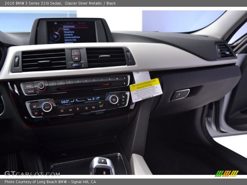 Glacier Silver Metallic / Black 2016 BMW 3 Series 320i Sedan