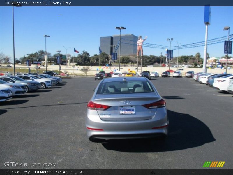 Silver / Gray 2017 Hyundai Elantra SE