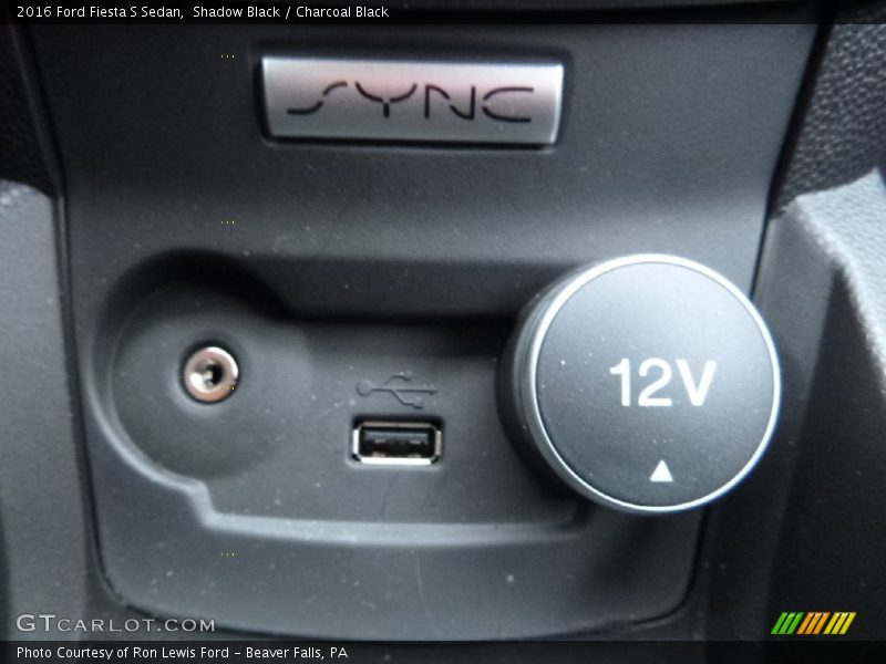 Shadow Black / Charcoal Black 2016 Ford Fiesta S Sedan