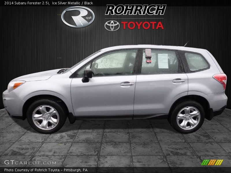 Ice Silver Metallic / Black 2014 Subaru Forester 2.5i