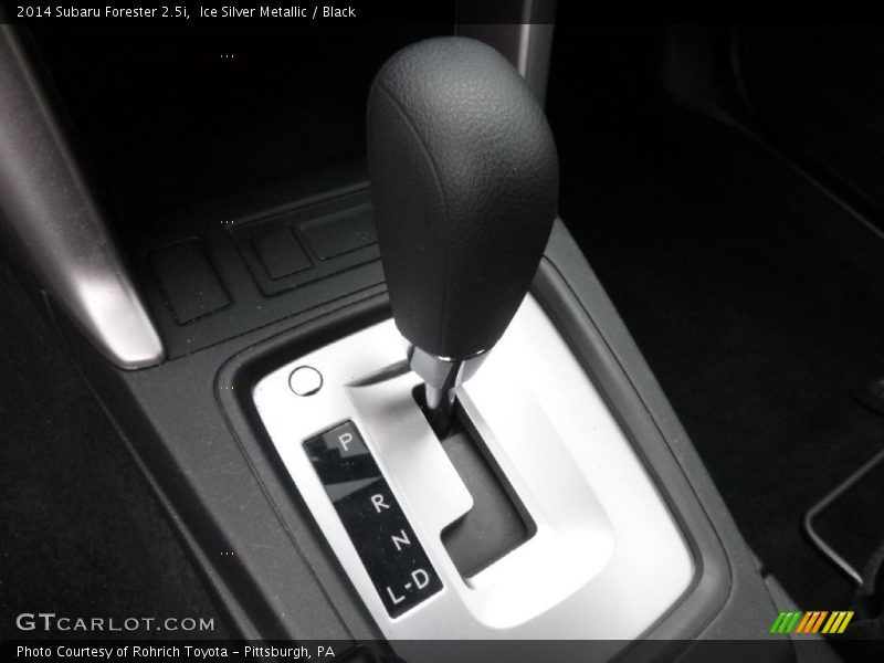 Ice Silver Metallic / Black 2014 Subaru Forester 2.5i