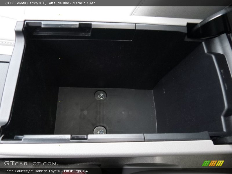 Attitude Black Metallic / Ash 2013 Toyota Camry XLE