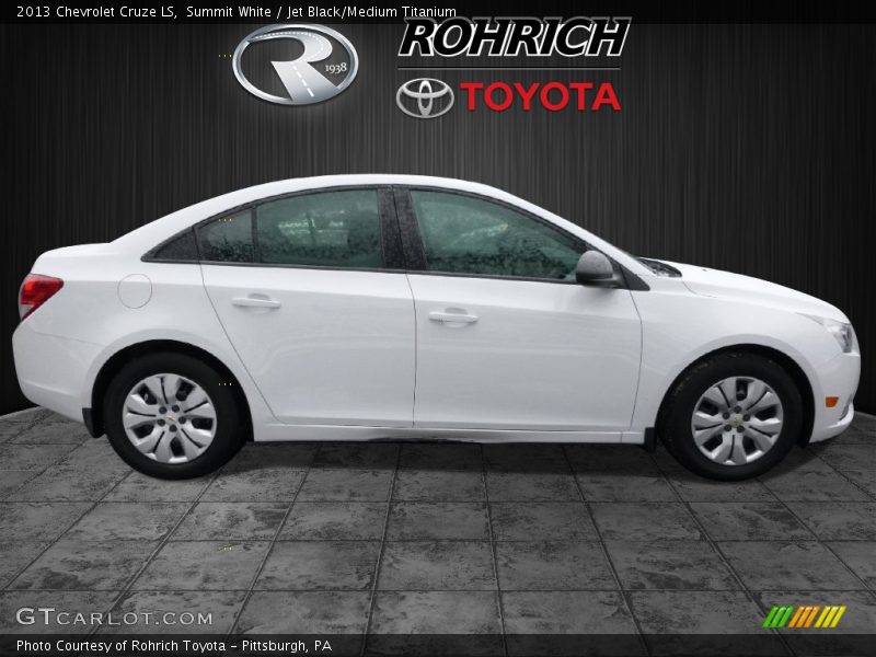 Summit White / Jet Black/Medium Titanium 2013 Chevrolet Cruze LS