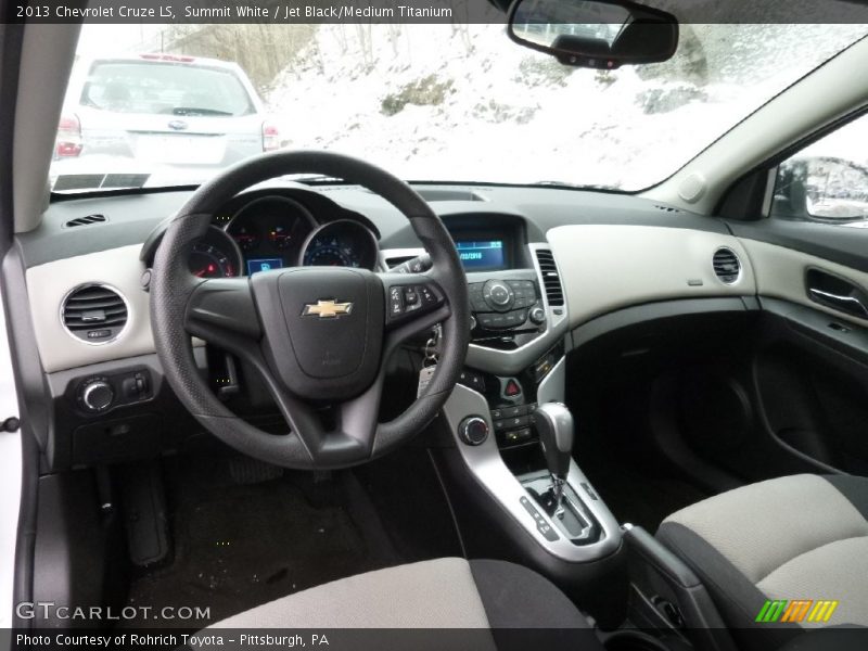 Summit White / Jet Black/Medium Titanium 2013 Chevrolet Cruze LS
