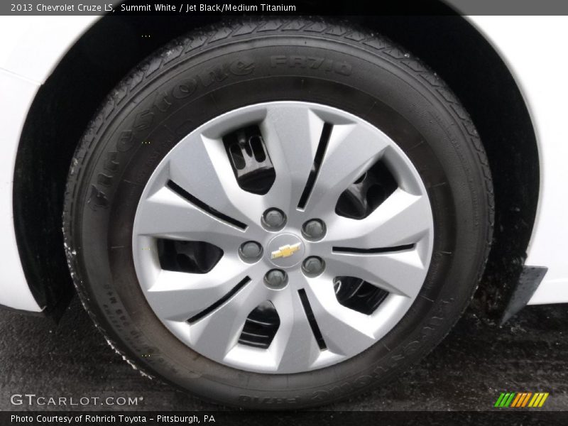 Summit White / Jet Black/Medium Titanium 2013 Chevrolet Cruze LS