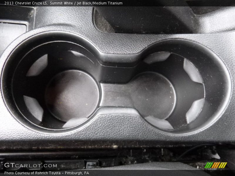 Summit White / Jet Black/Medium Titanium 2013 Chevrolet Cruze LS