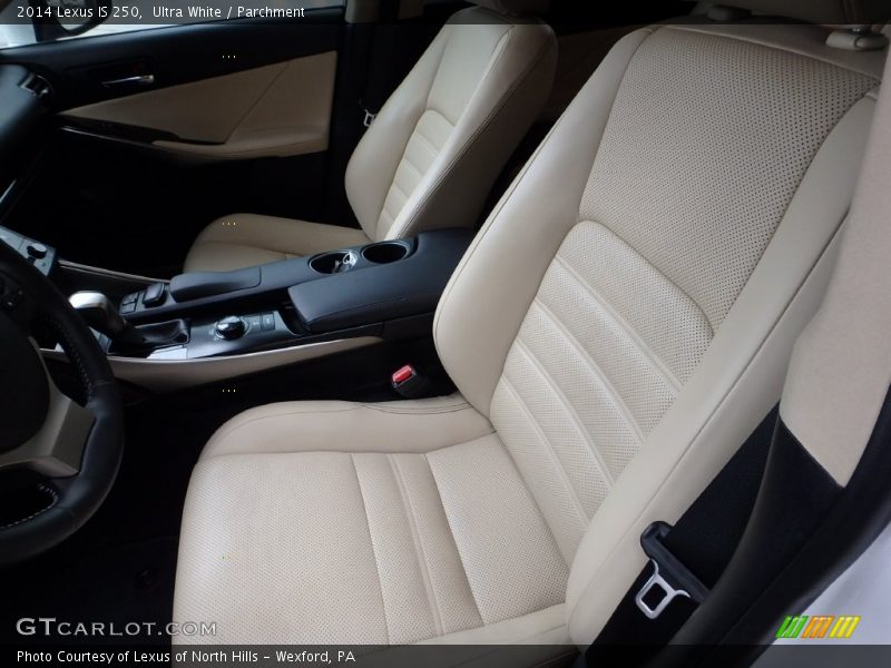 Ultra White / Parchment 2014 Lexus IS 250