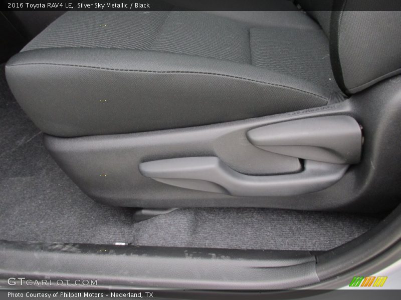 Silver Sky Metallic / Black 2016 Toyota RAV4 LE