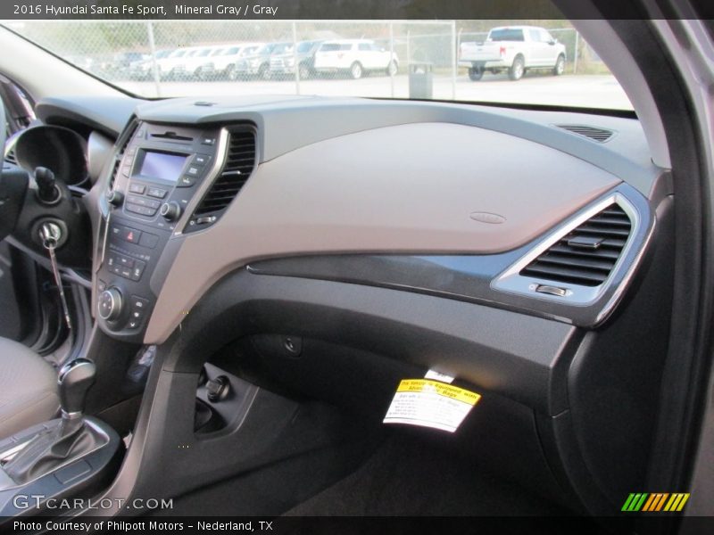 Mineral Gray / Gray 2016 Hyundai Santa Fe Sport