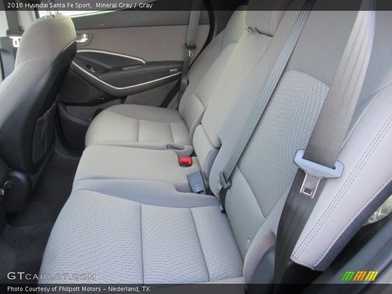Mineral Gray / Gray 2016 Hyundai Santa Fe Sport