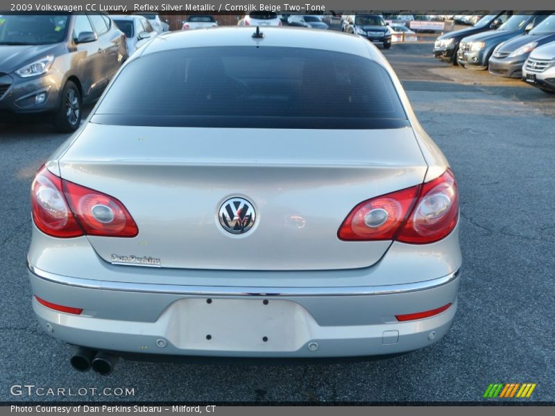 Reflex Silver Metallic / Cornsilk Beige Two-Tone 2009 Volkswagen CC Luxury