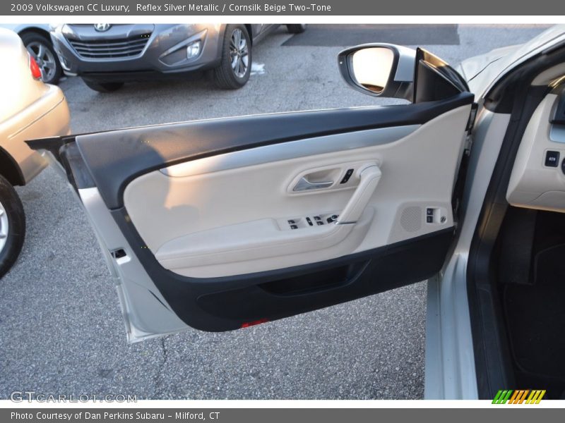 Reflex Silver Metallic / Cornsilk Beige Two-Tone 2009 Volkswagen CC Luxury