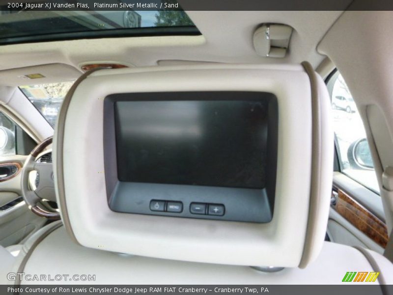 Platinum Silver Metallic / Sand 2004 Jaguar XJ Vanden Plas