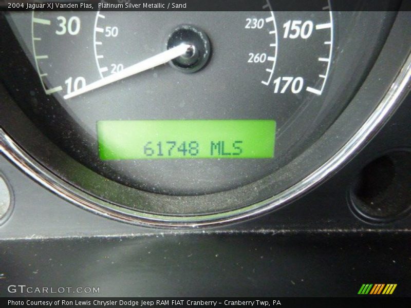 Platinum Silver Metallic / Sand 2004 Jaguar XJ Vanden Plas