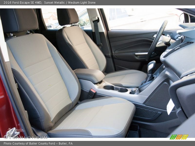 Sunset Metallic / Medium Light Stone 2016 Ford Escape SE 4WD