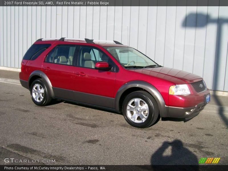 Red Fire Metallic / Pebble Beige 2007 Ford Freestyle SEL AWD