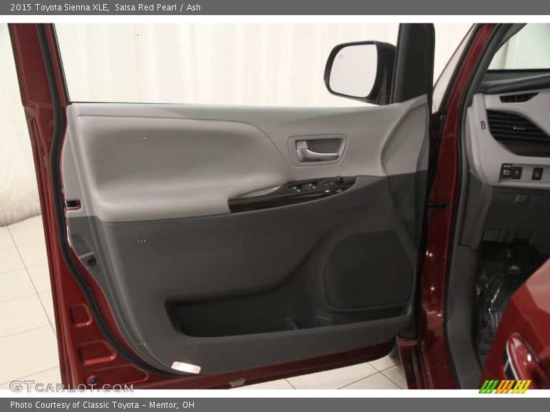 Salsa Red Pearl / Ash 2015 Toyota Sienna XLE