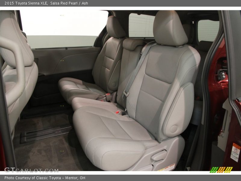 Salsa Red Pearl / Ash 2015 Toyota Sienna XLE