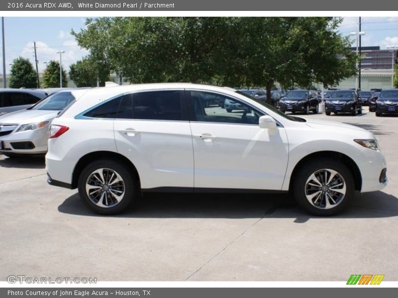 White Diamond Pearl / Parchment 2016 Acura RDX AWD