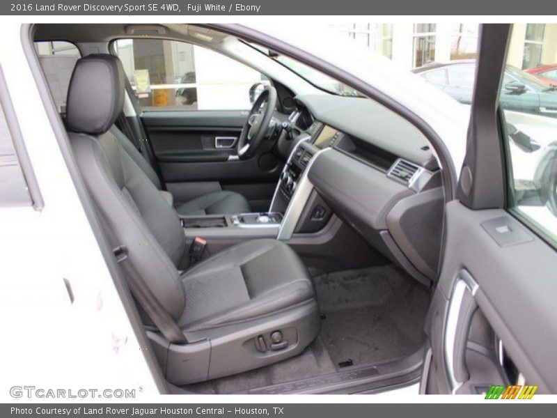 Fuji White / Ebony 2016 Land Rover Discovery Sport SE 4WD