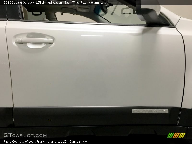 Satin White Pearl / Warm Ivory 2010 Subaru Outback 2.5i Limited Wagon