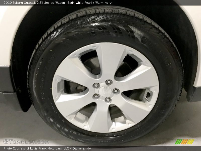 Satin White Pearl / Warm Ivory 2010 Subaru Outback 2.5i Limited Wagon