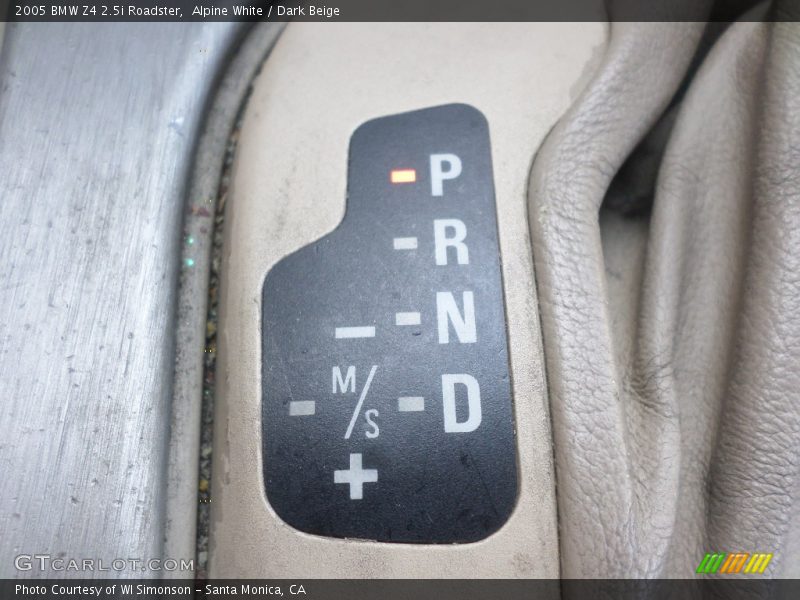 Alpine White / Dark Beige 2005 BMW Z4 2.5i Roadster