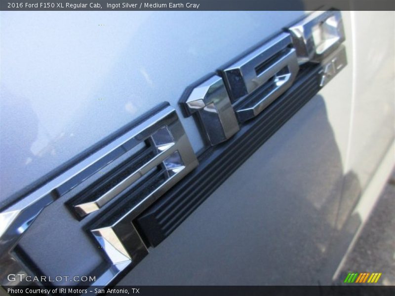 Ingot Silver / Medium Earth Gray 2016 Ford F150 XL Regular Cab