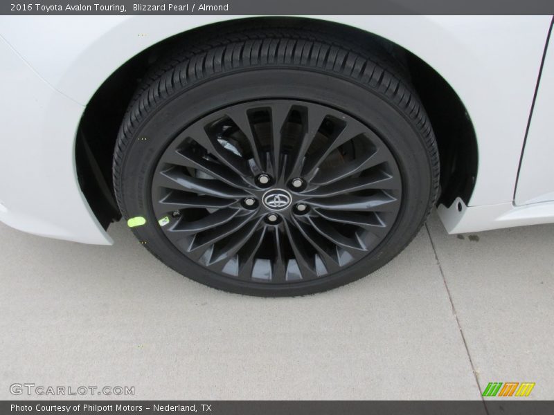  2016 Avalon Touring Wheel