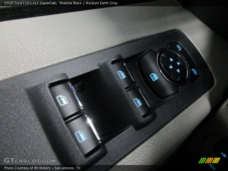 Shadow Black / Medium Earth Gray 2016 Ford F150 XLT SuperCab