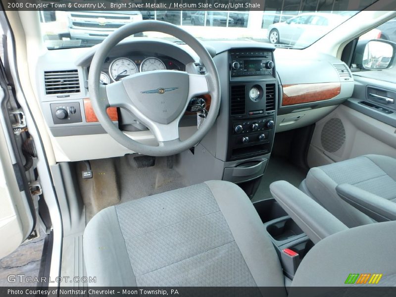 Bright Silver Metallic / Medium Slate Gray/Light Shale 2008 Chrysler Town & Country LX