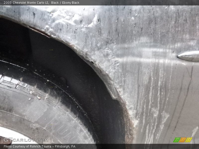 Black / Ebony Black 2003 Chevrolet Monte Carlo LS
